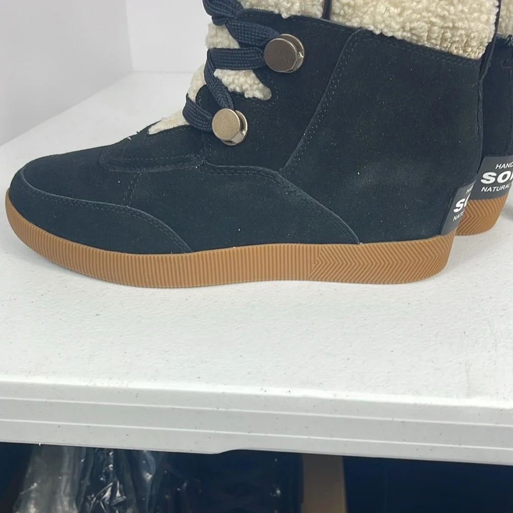 SOREL Out N About Cozy Wedge Size 10 Color Black NWT